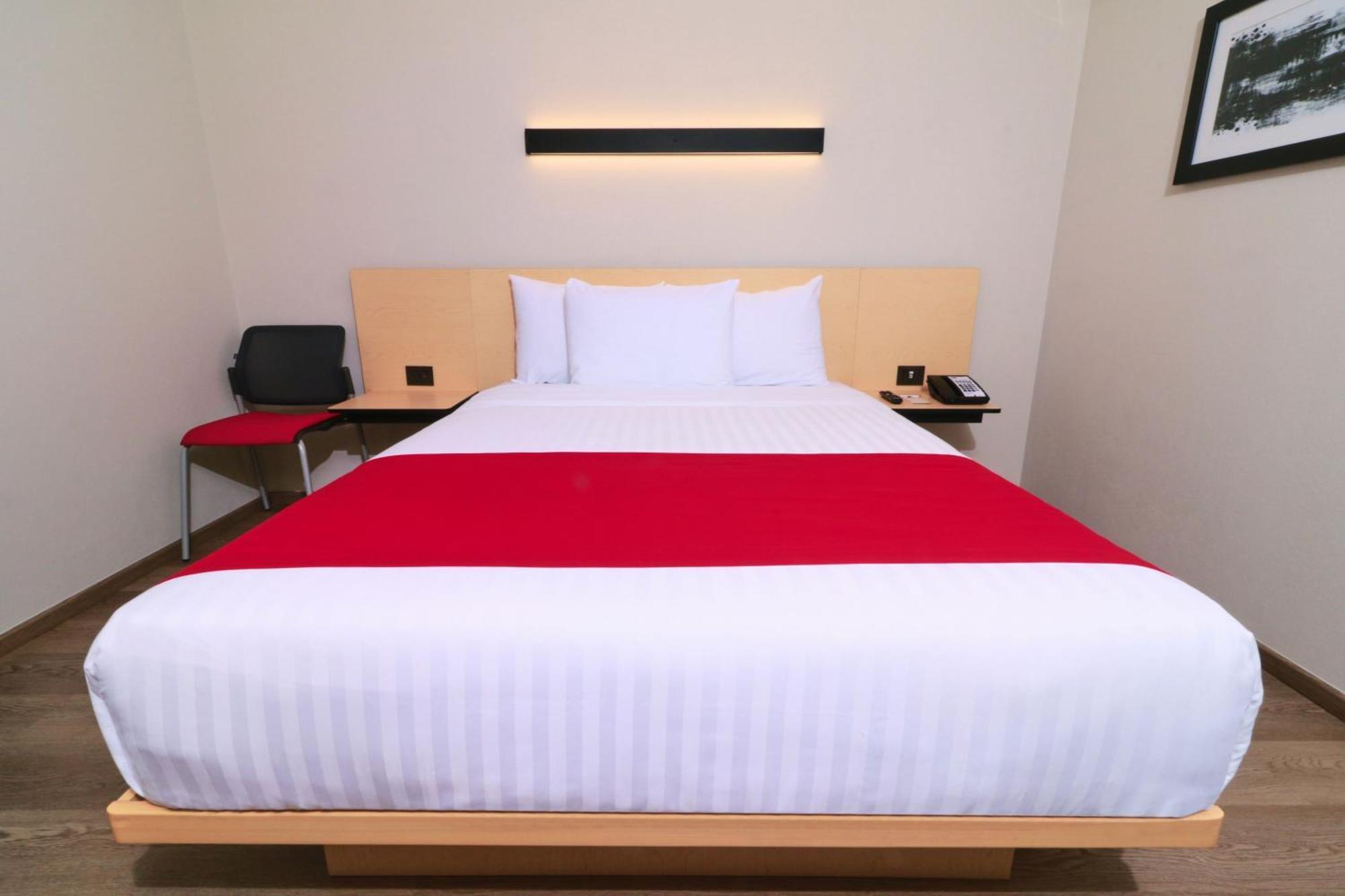 City Express By Marriott Monterrey Universidad ภายนอก รูปภาพ